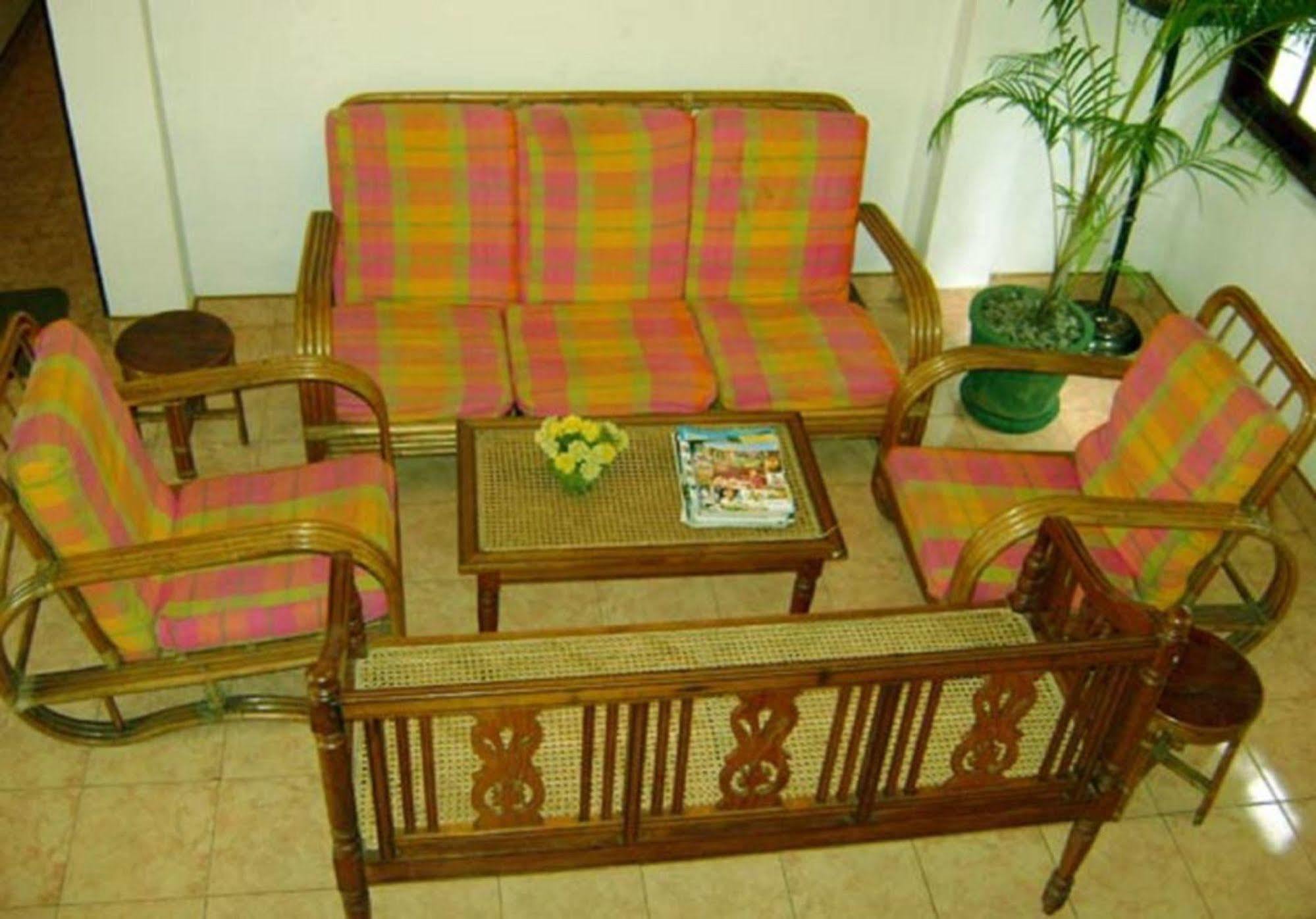 Palm Garden Home Stay Deiyannewela Экстерьер фото