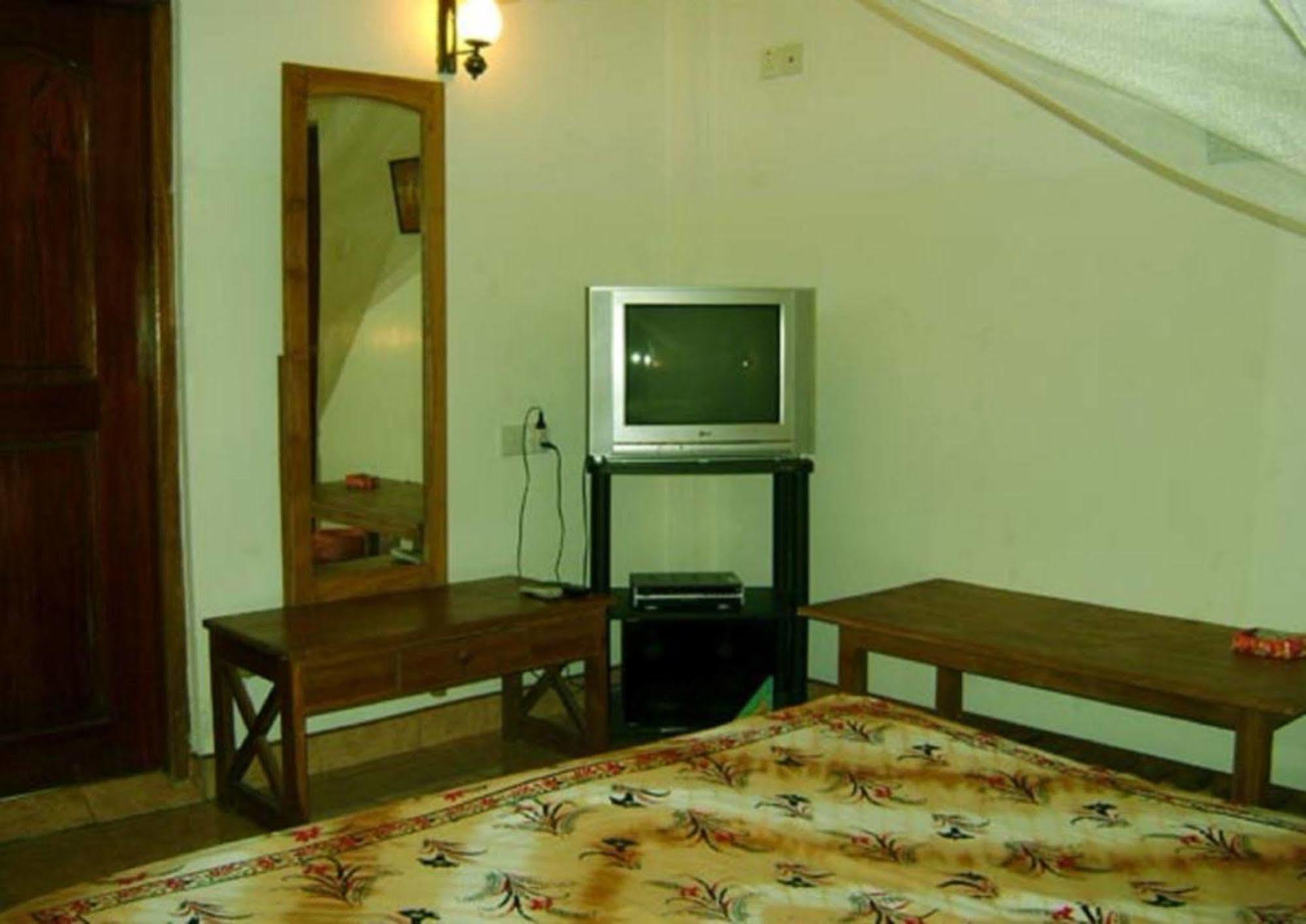 Palm Garden Home Stay Deiyannewela Экстерьер фото