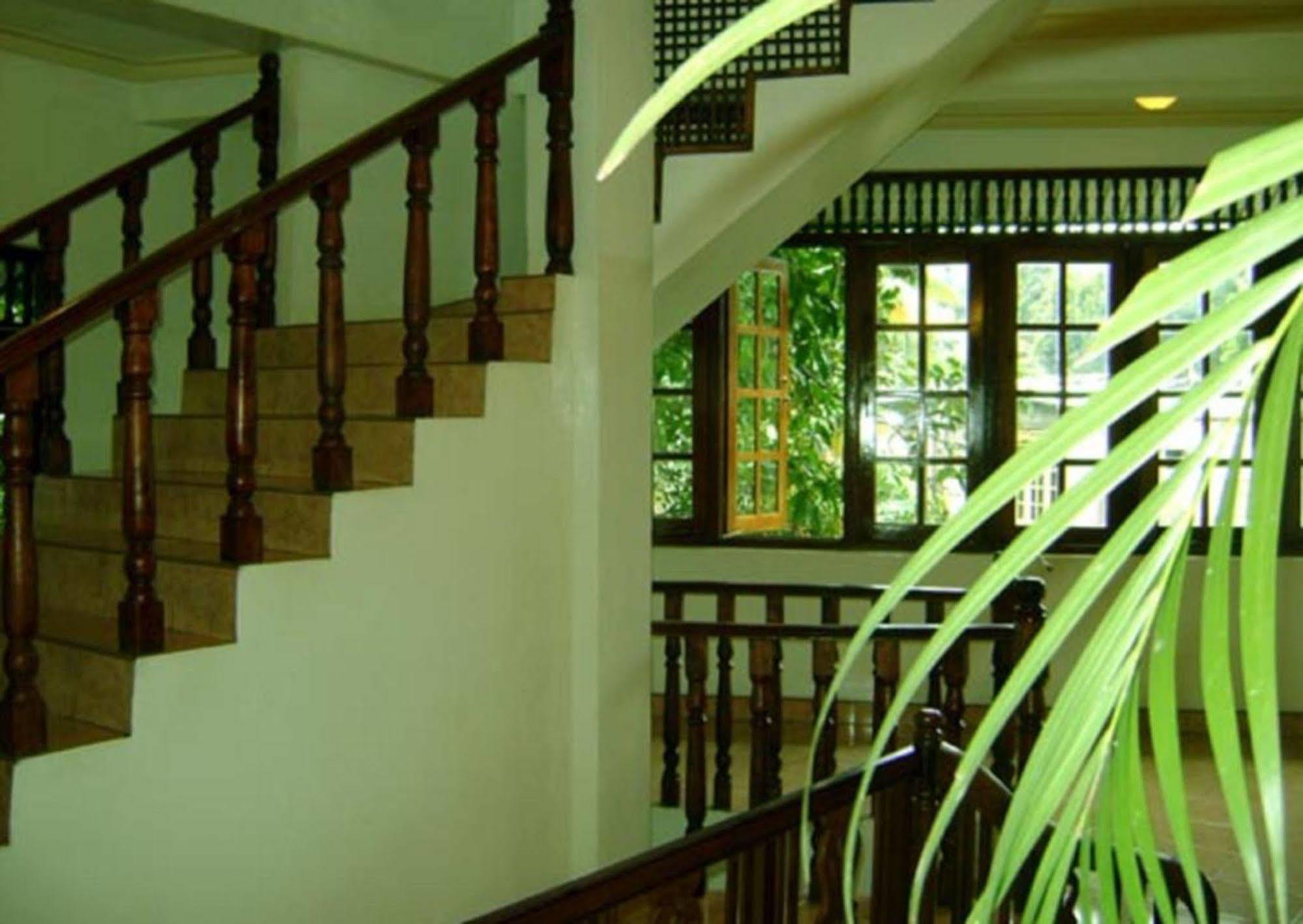 Palm Garden Home Stay Deiyannewela Экстерьер фото